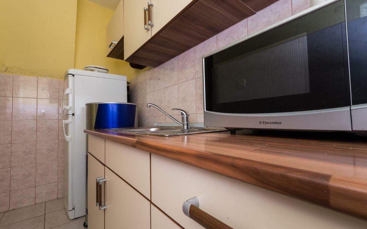 Apartments Azzurro Блаце Екстериор снимка