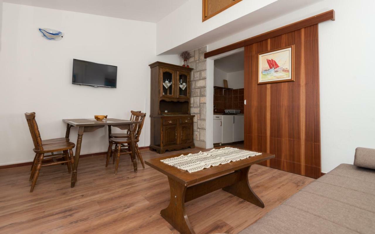 Apartments Azzurro Блаце Екстериор снимка
