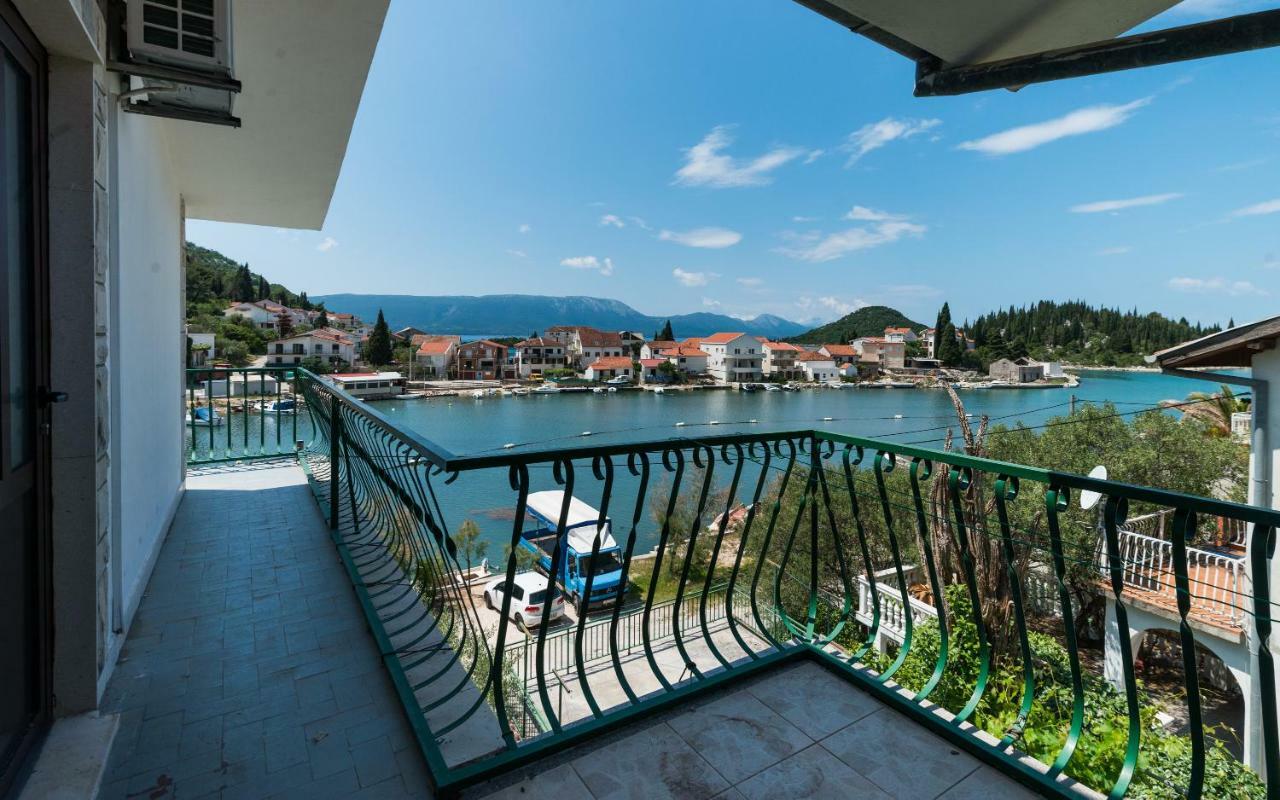 Apartments Azzurro Блаце Екстериор снимка