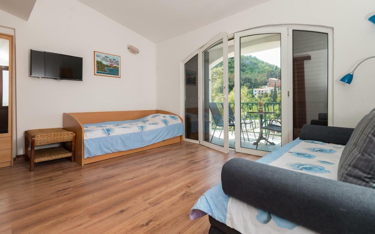 Apartments Azzurro Блаце Екстериор снимка