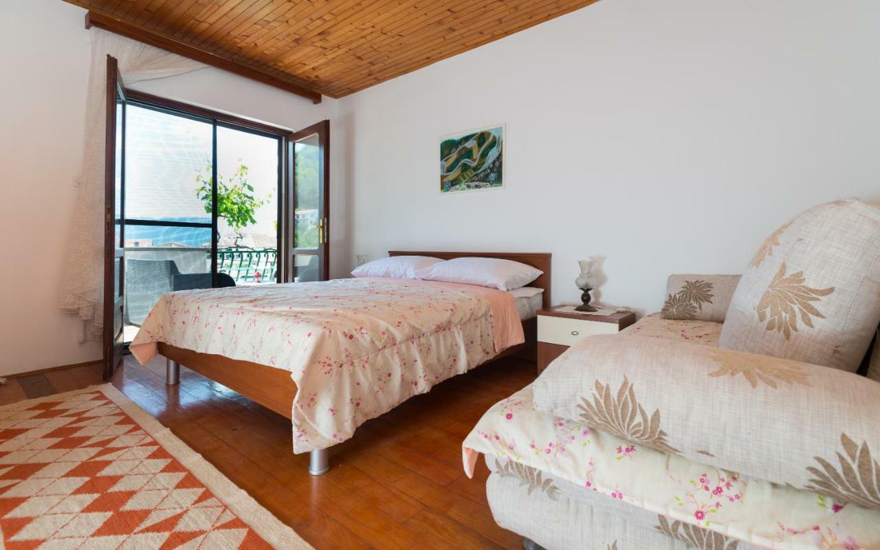 Apartments Azzurro Блаце Екстериор снимка