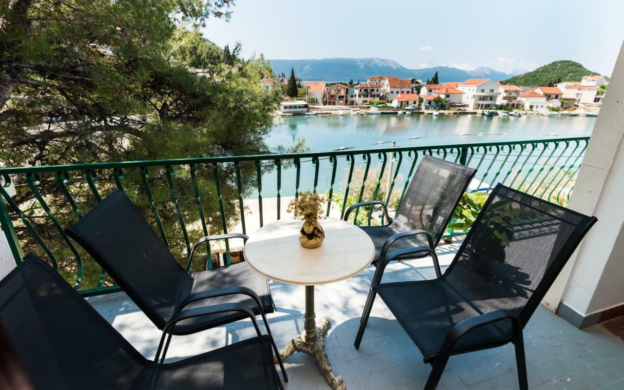 Apartments Azzurro Блаце Екстериор снимка